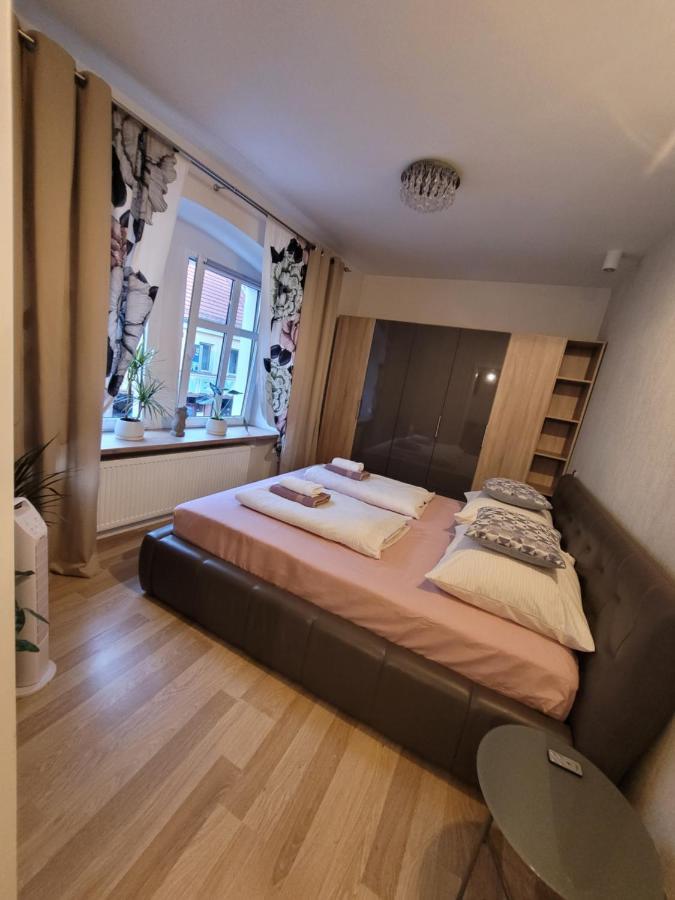 Boleslaviaapartments - Apartament Starowka Boleslawiec  Bagian luar foto